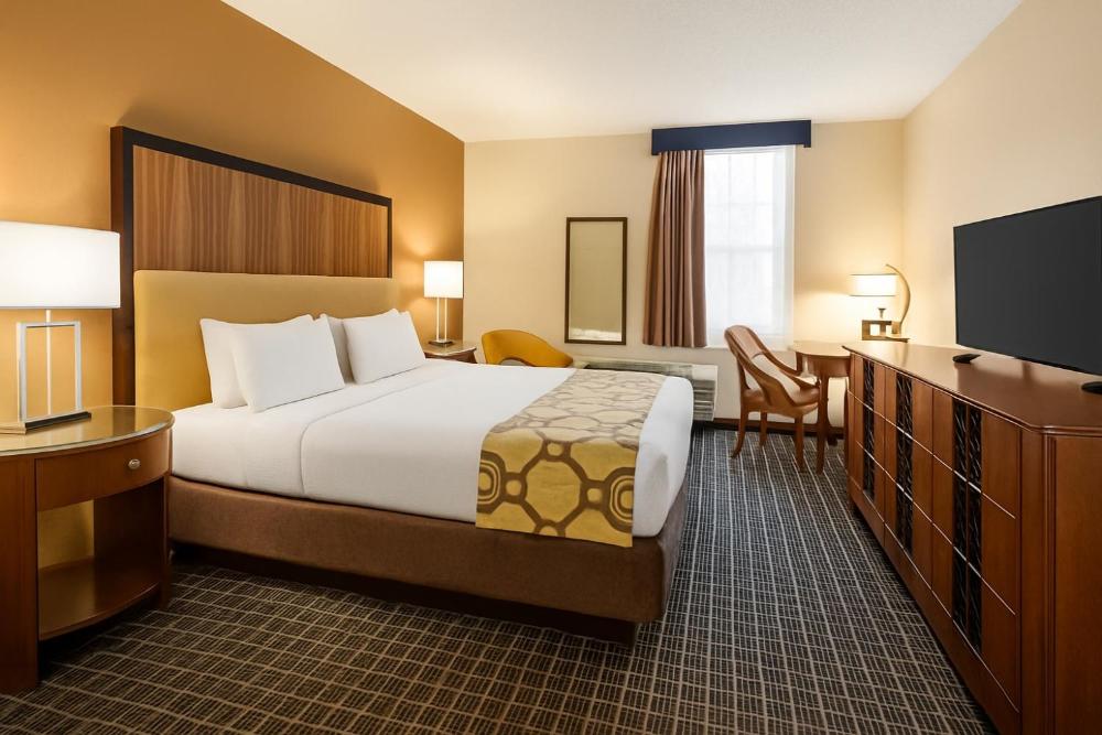 Belmont Inn & Suites